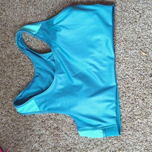 Fabletics Leggings and sports bra set! - Picture 2 of 7